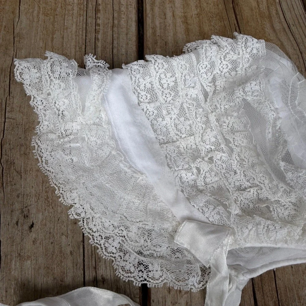 Vintage Lace Bonnet Baby White Tiered Ruffle Ribbon Tie Baptism Christening
